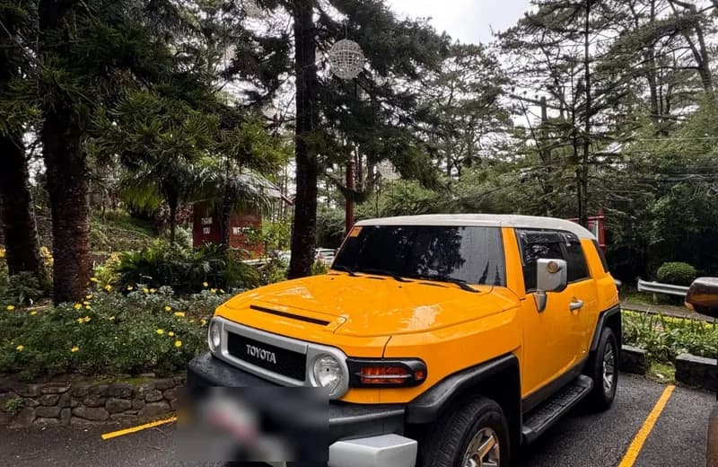 Toyota FJ Cruiser for rent — SUV, 5 seats